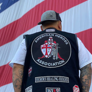 Meet your Posher, Travis